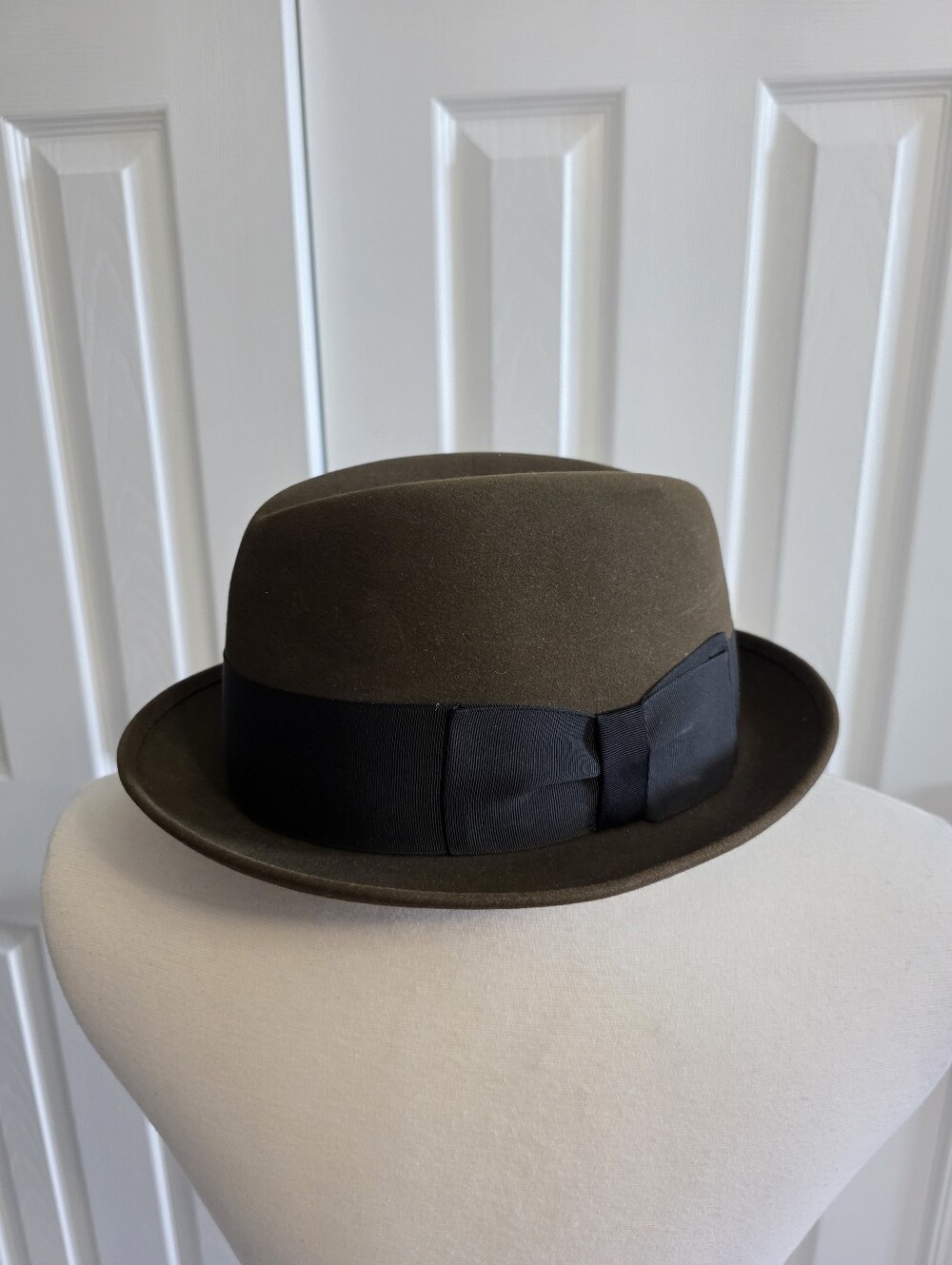 Vintage Dobbs Olive Drab Wool Fedora Hat Size 7 1/8 Oval Circa 1960s